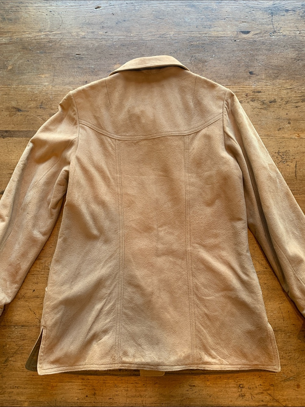 Vintage Women's Suede Button-Front Jacket in Camel - Picture 10 of 16